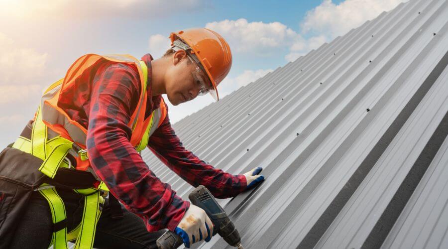 Expert new roof installation services in Dravosburg, PA